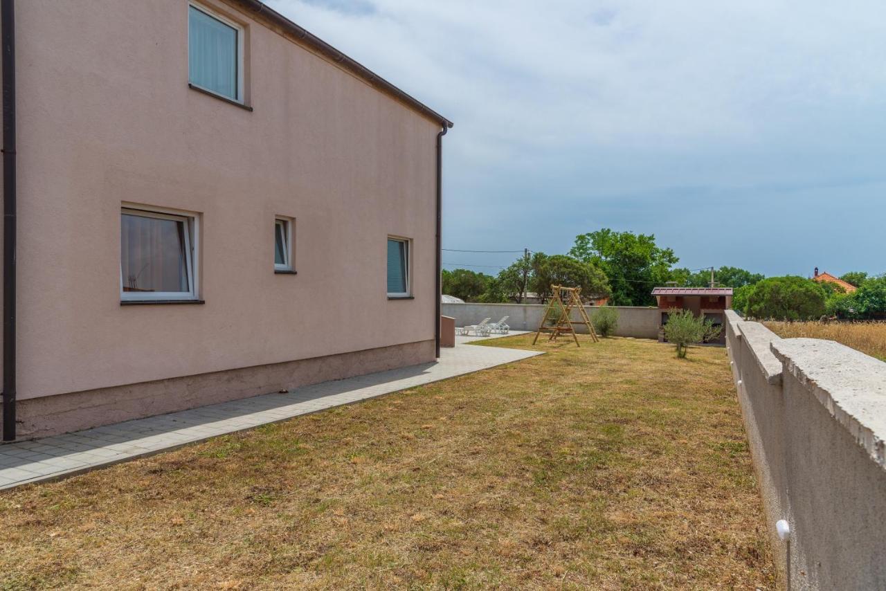 Apartmani Krzak Nin Zewnętrze zdjęcie