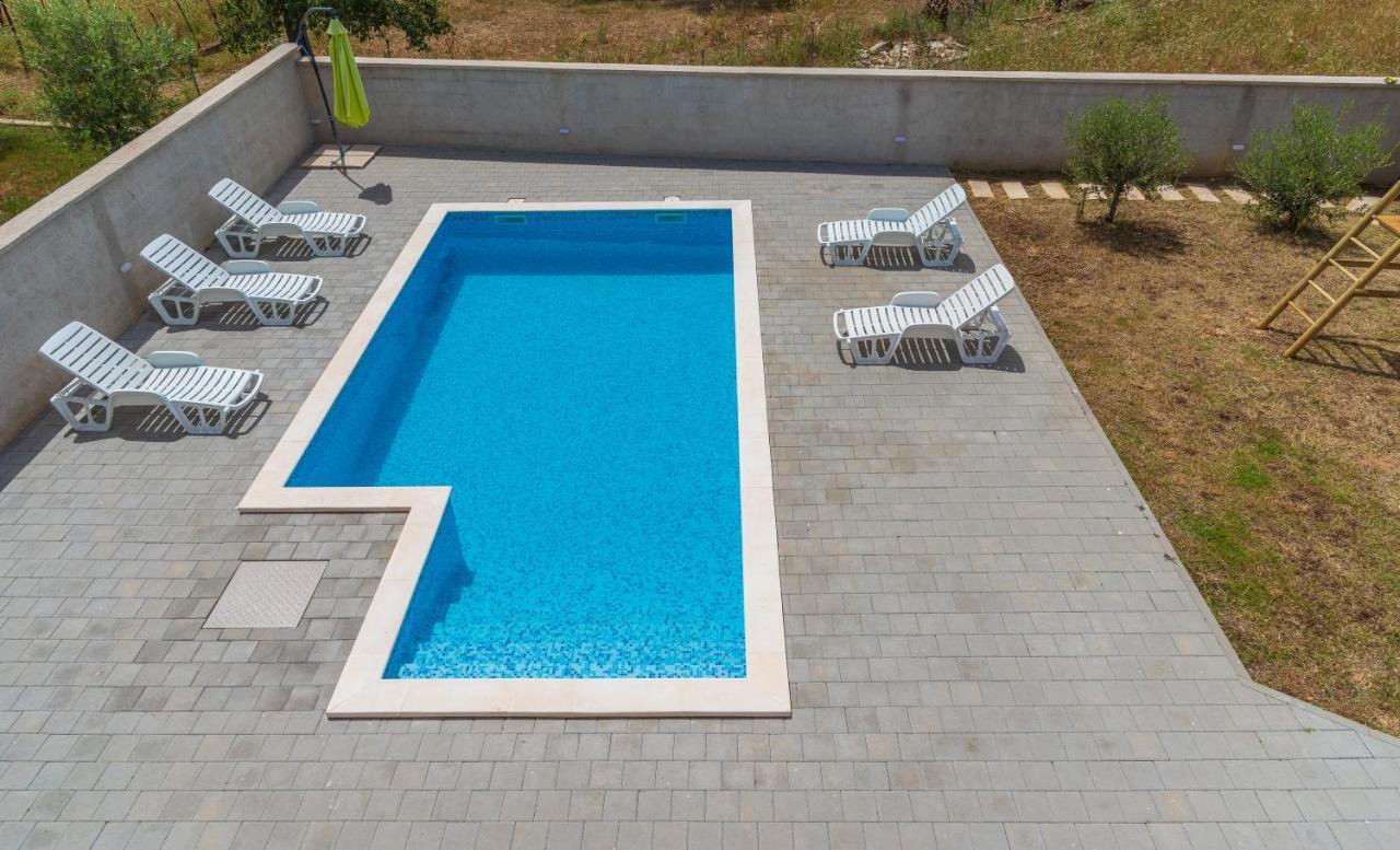 Apartmani Krzak Nin Zewnętrze zdjęcie