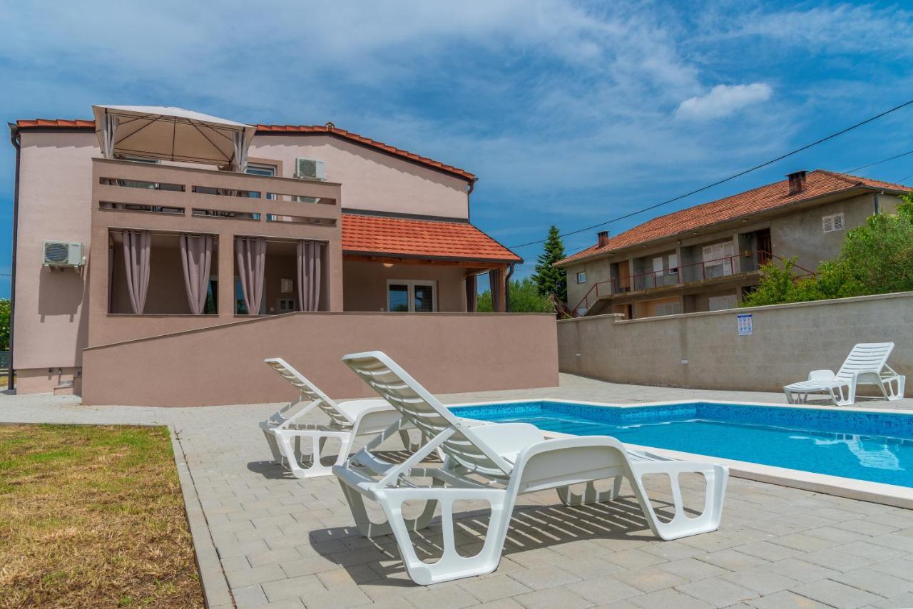 Apartmani Krzak Nin Zewnętrze zdjęcie