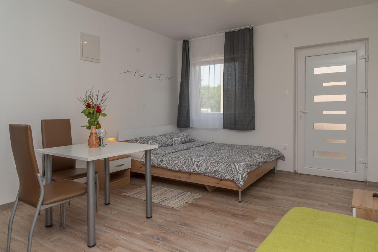 Apartmani Krzak Nin Zewnętrze zdjęcie