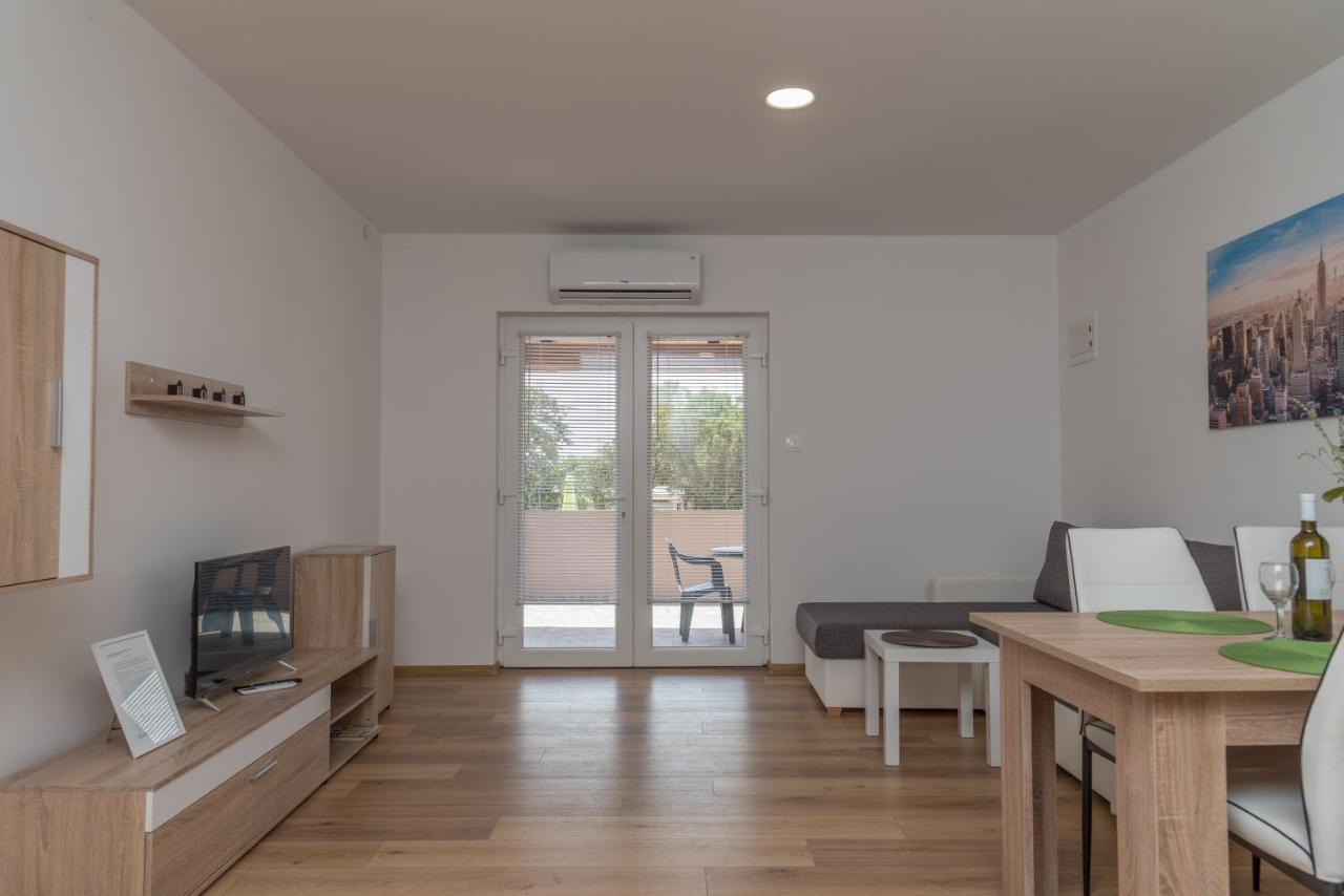 Apartmani Krzak Nin Zewnętrze zdjęcie